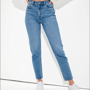 American Eagle Mom Jeans Classic, Size 0, Perfect condition